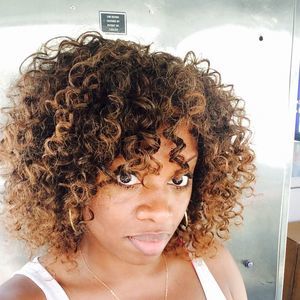 Meet your Posher, April